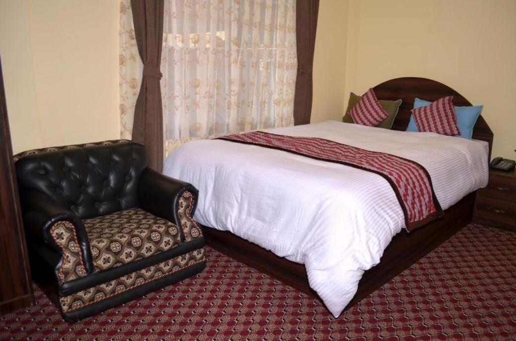 Oyo 492 Hotel Yeti Home Káthmándú Exteriér fotografie