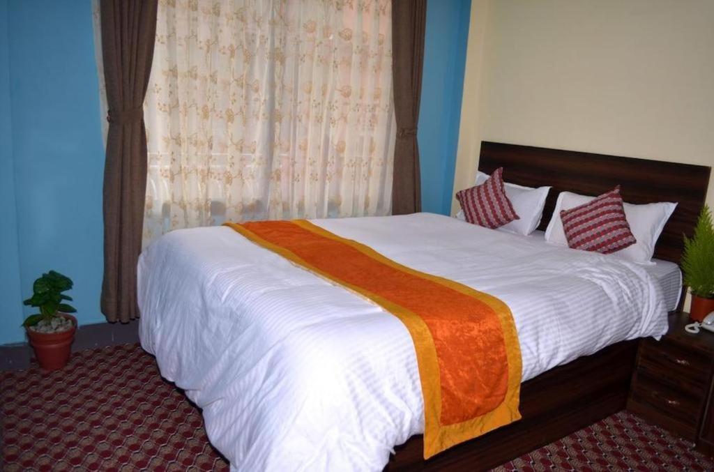Oyo 492 Hotel Yeti Home Káthmándú Exteriér fotografie