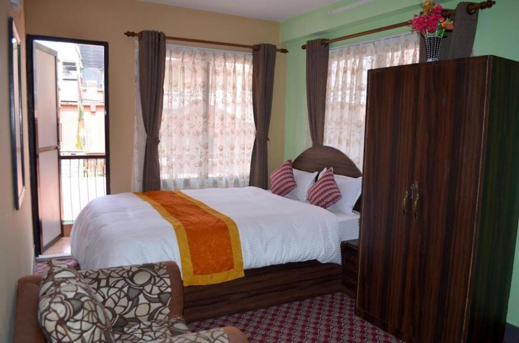 Oyo 492 Hotel Yeti Home Káthmándú Exteriér fotografie