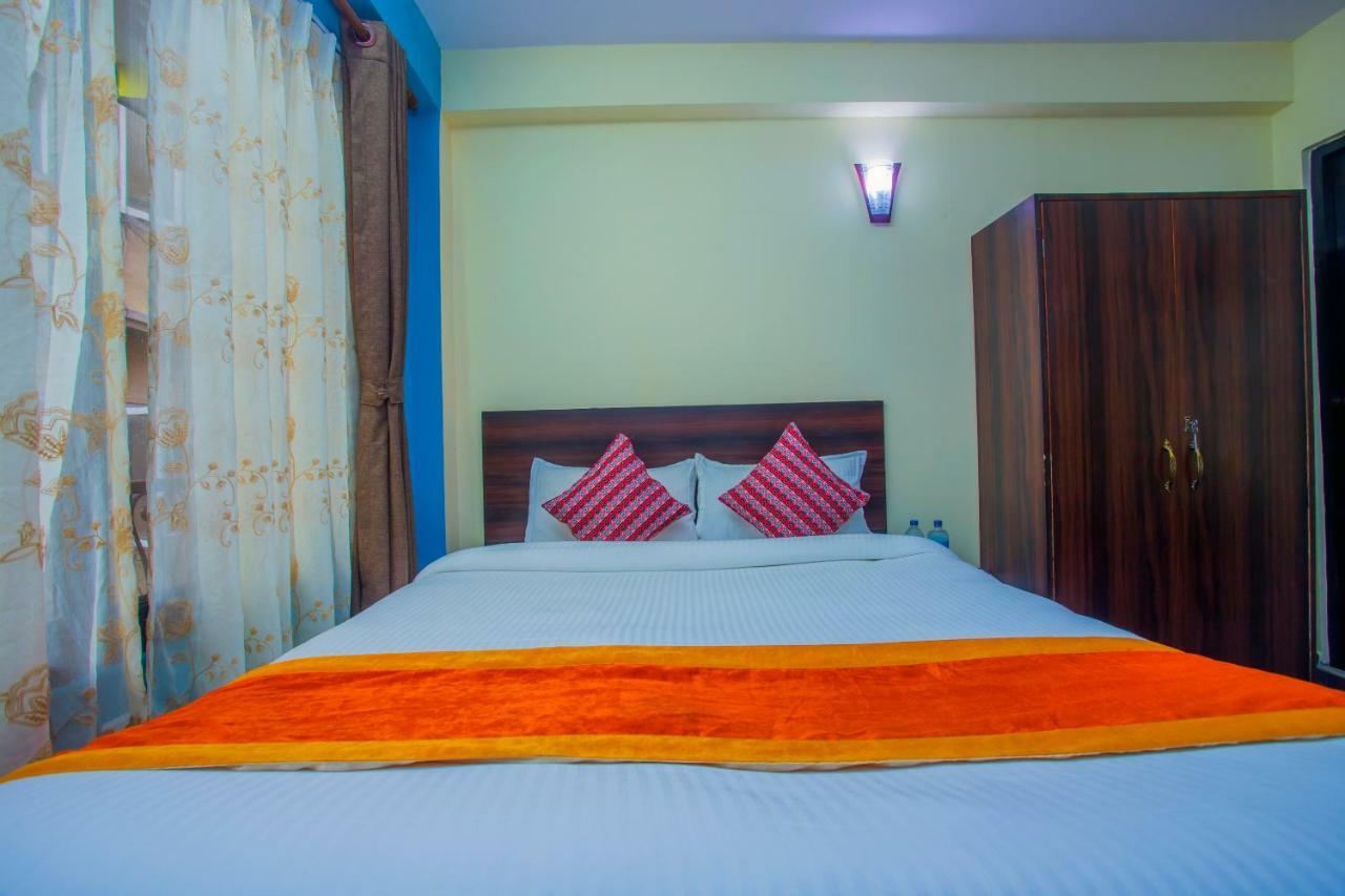 Oyo 492 Hotel Yeti Home Káthmándú Exteriér fotografie